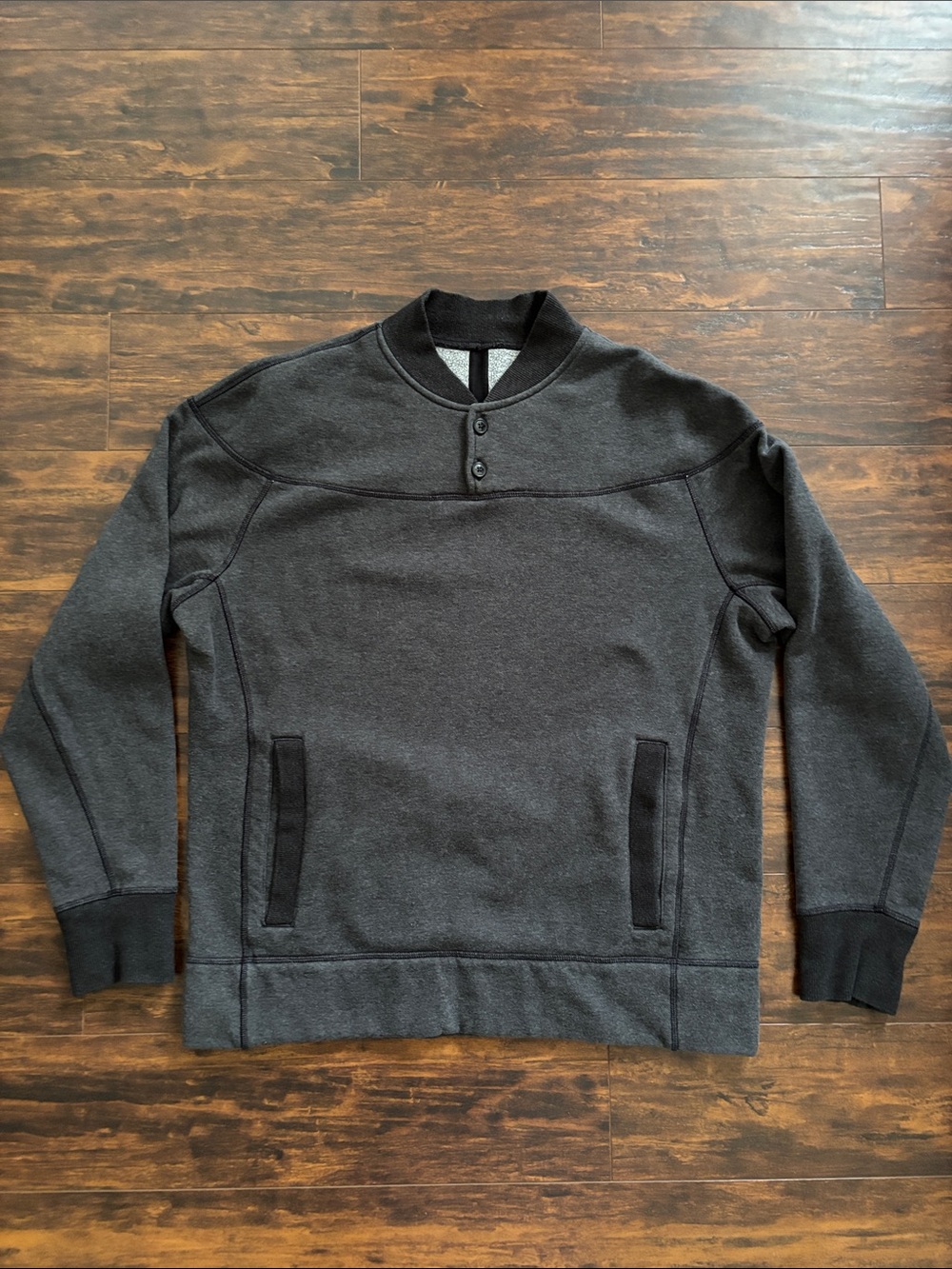 Lululemon Revolve Henley